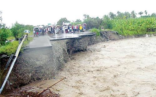 Puente destruido, Azua